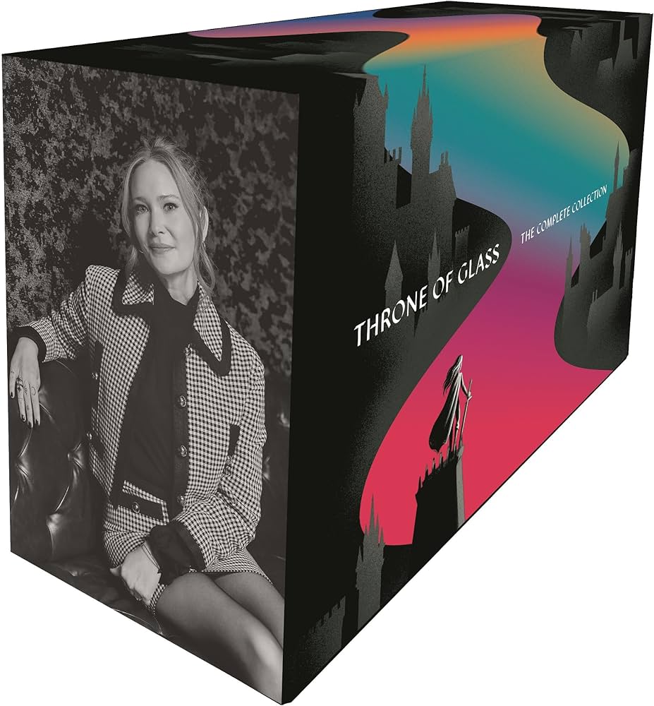 Throne of Glass Paperback Box Set - by: Sarah J. Maas
