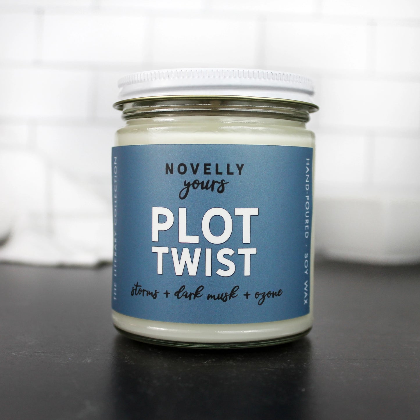 Plot Twist Candle